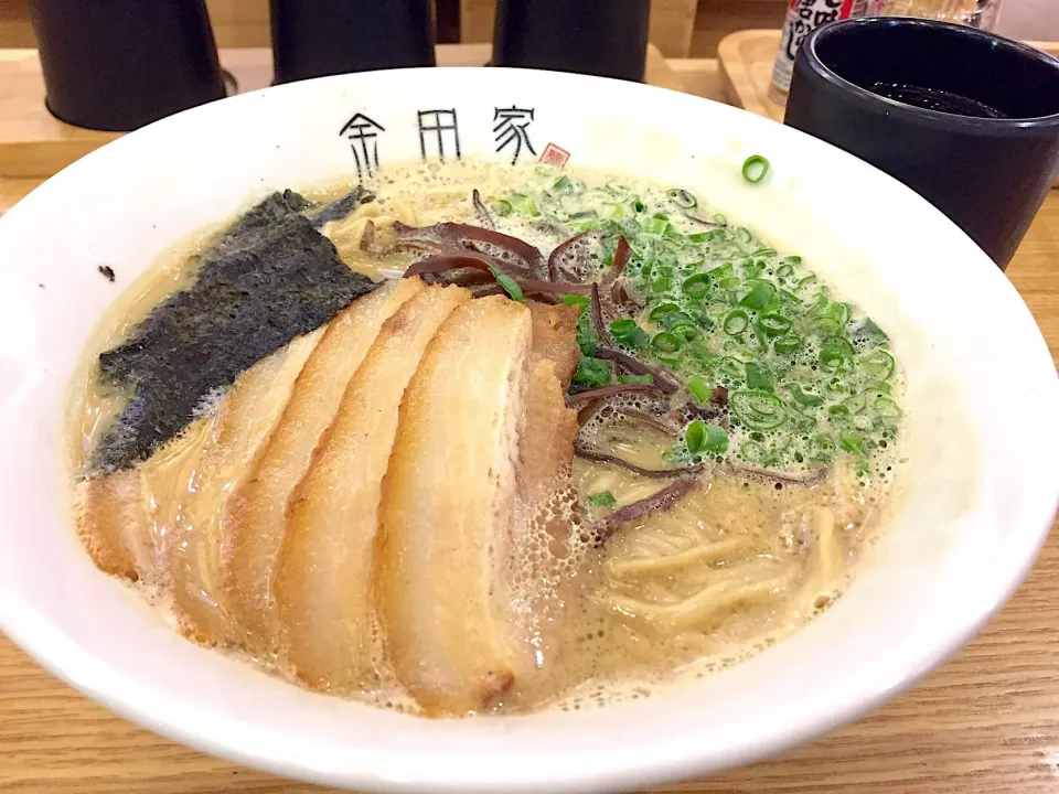 Kotteri tonkotsu ramen|Sky Blueさん