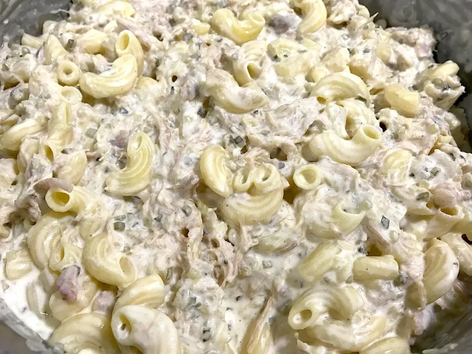 Snapdishの料理写真:Chicken Macaroni Salad 🥗 part 2|Food Gardenさん