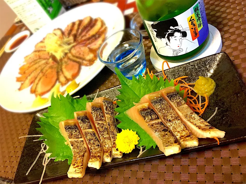 鰆炙り刺し

#鰆 #炙り #刺し身 #日本酒に合う|たつやん。さん