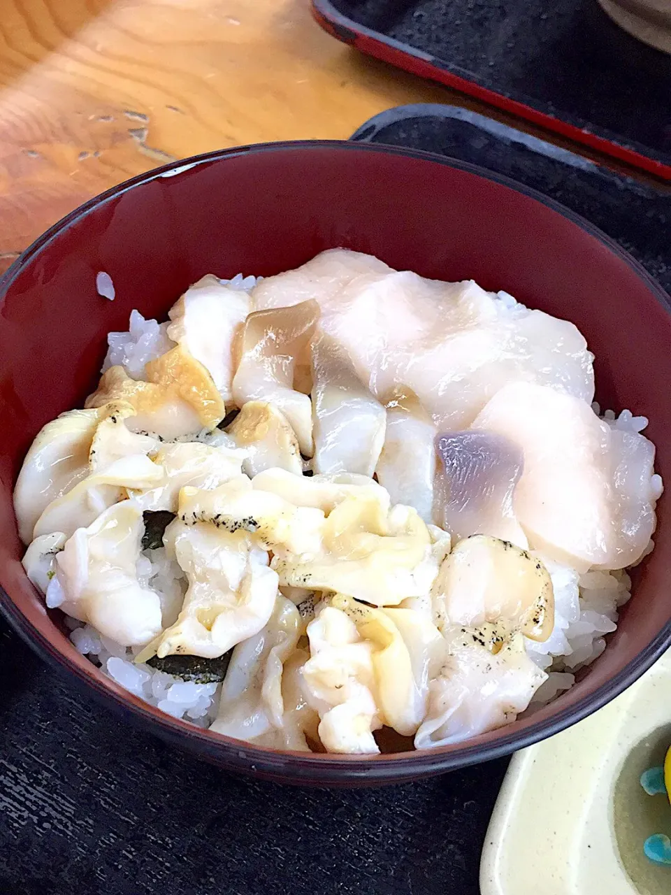 Snapdishの料理写真:磯丼 ホタテ・ツブ貝・ホッキ貝|RURIさん