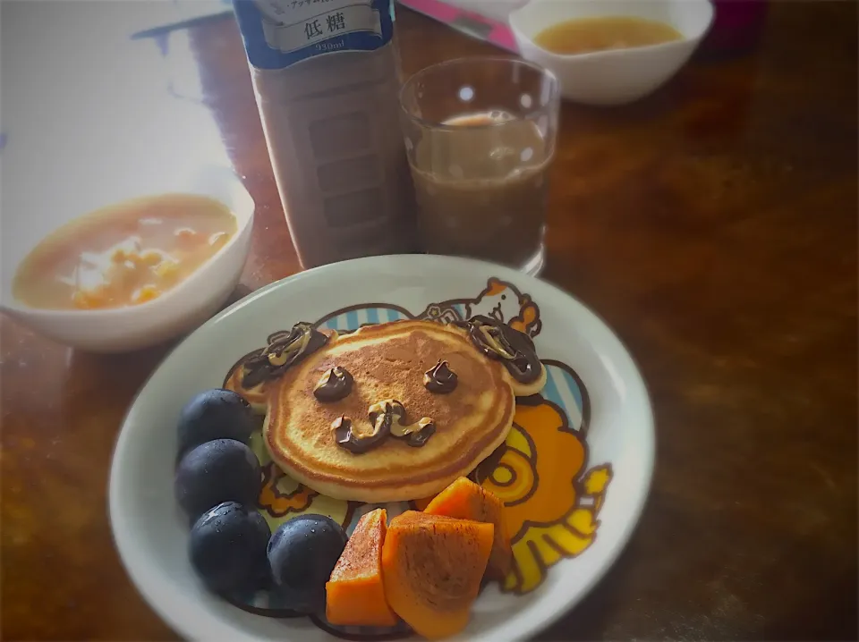 Snapdishの料理写真:朝ごはんに紅茶を添えて|さんだーさん