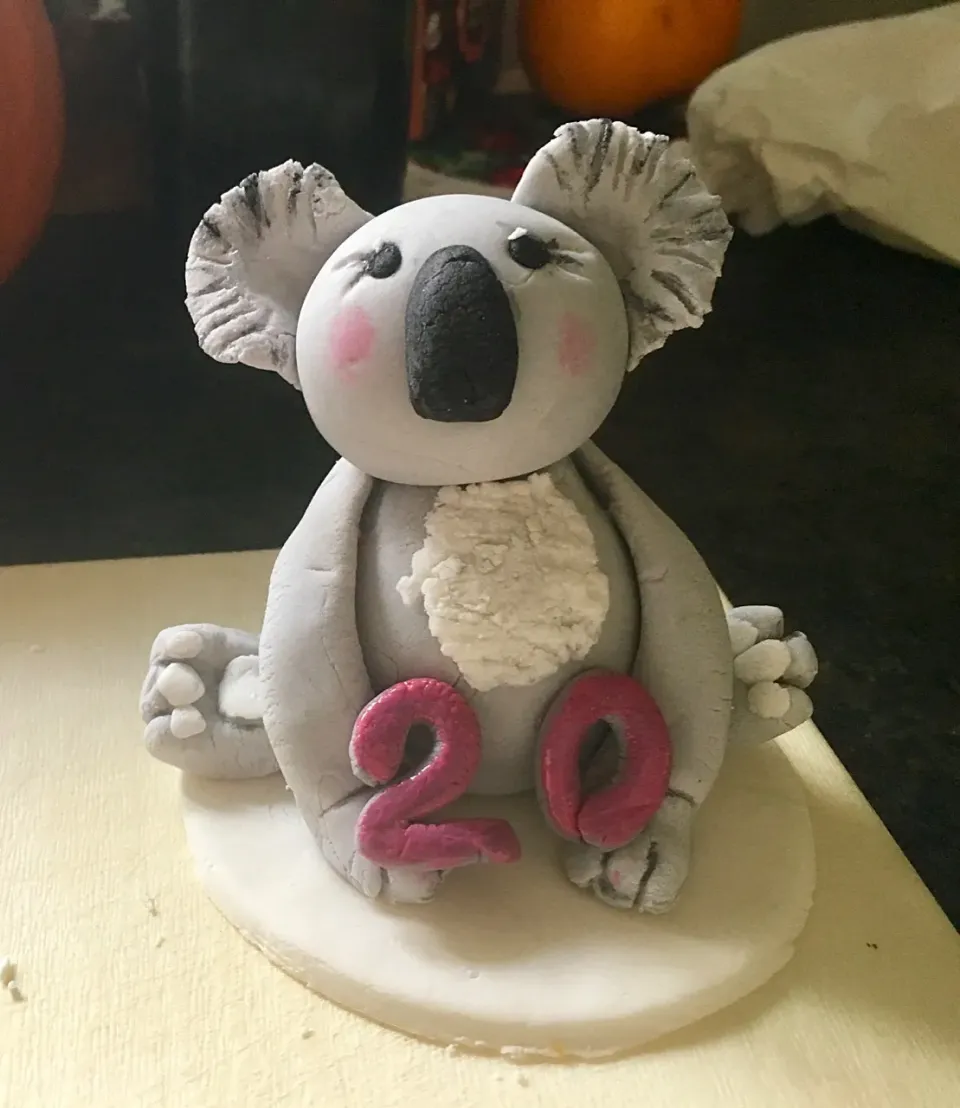 Koala fondant decoration for my best friends birthday party 🐨|Aliceさん