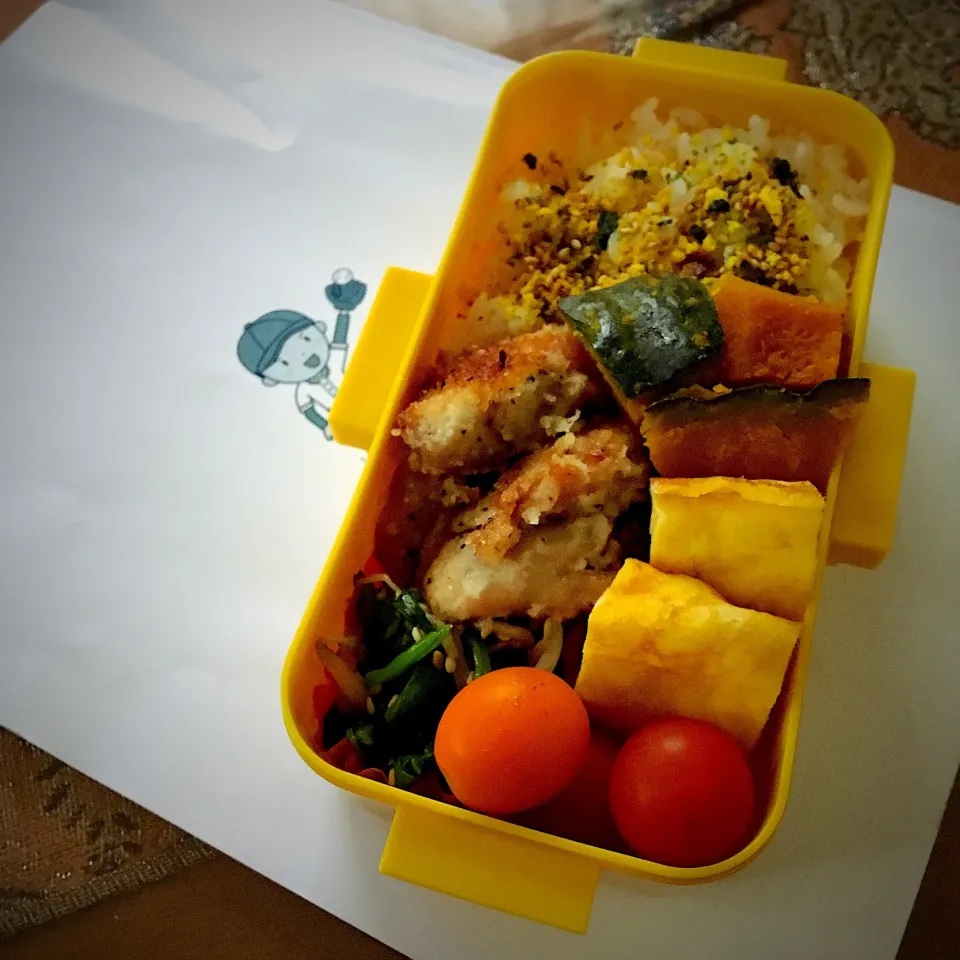 Snapdishの料理写真:#お昼ご飯 #お弁当 #甘い卵焼き 

10.8 息子部活弁当🍱|renharuruさん