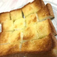 Snapdishの料理写真:メープルバタートースト

#朝ごはん  #モーニング  #メープル  #バター  #トースト|ふうままさん