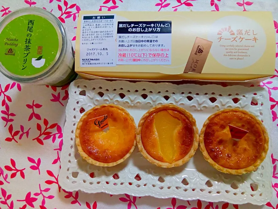 Morozoffの窯出しチーズケーキと
西尾の抹茶プリン♡

 #Morozoff #チーズケーキ #抹茶プリン #おやつ|しほさん