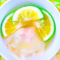 Snapdishの料理写真:パラダイス山元さんのレシピを参考に桜えびとはんぺんの水餃子 ライムがなかったのでかぼすを代用 #餃子|tomohachikunさん