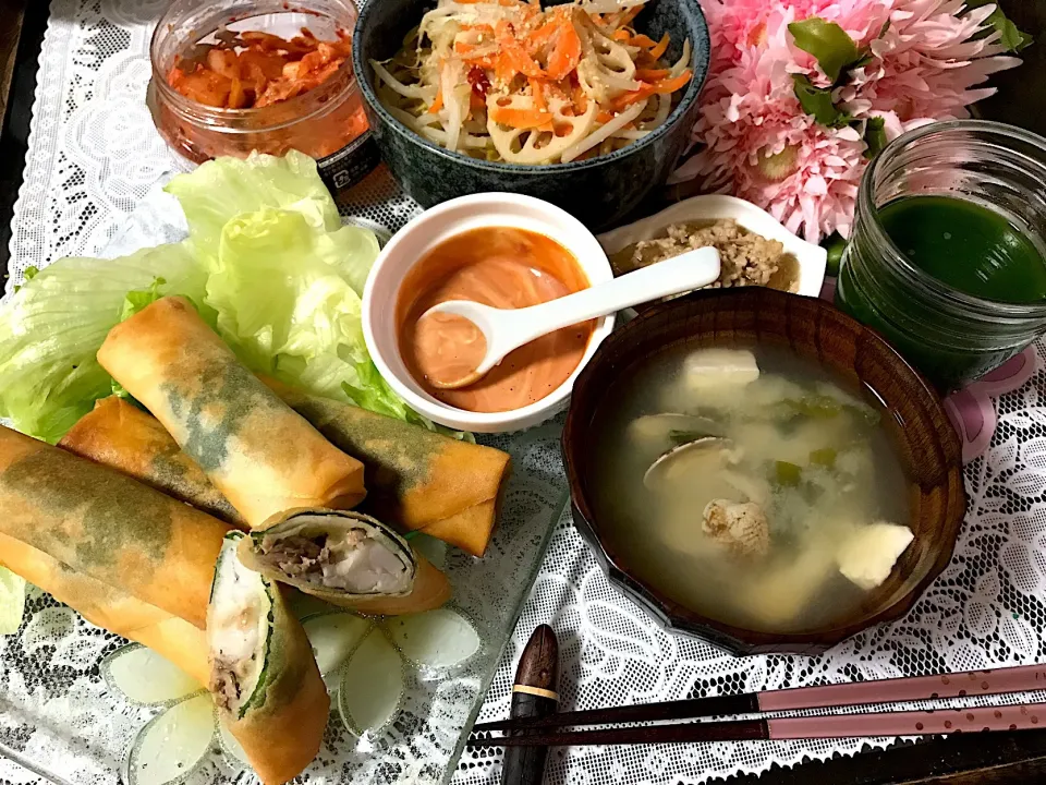 Snapdishの料理写真:1人鯖祭り鯖缶と里芋チ–ズ春巻きで晩御飯💓|noeさん