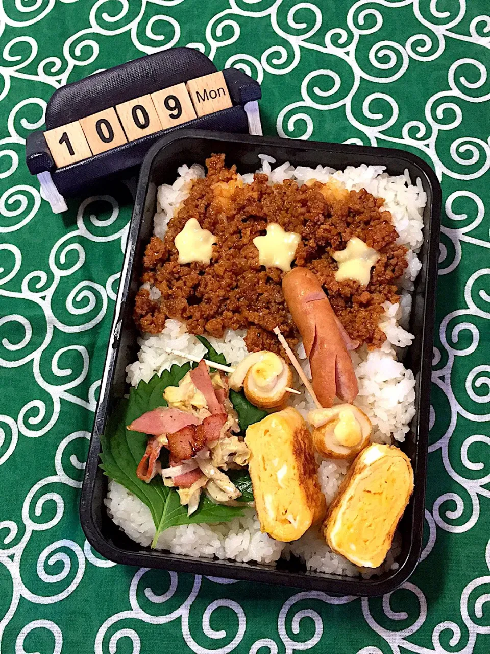 Snapdishの料理写真:10月9日の高3男子の塾弁当♪|ごっちさん