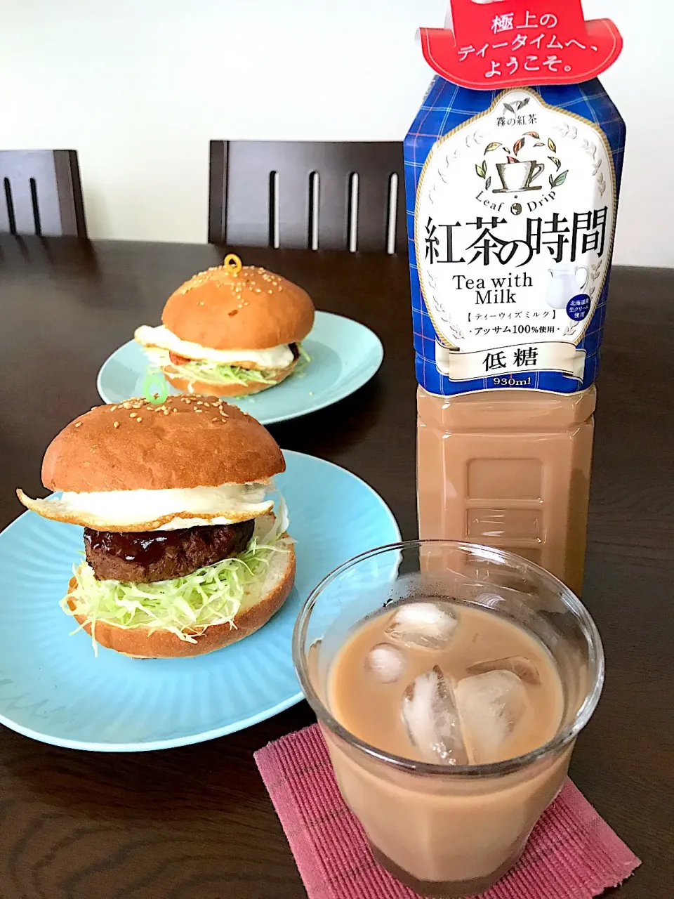 手作りハンバーガーと一緒に🍔|kiicoさん