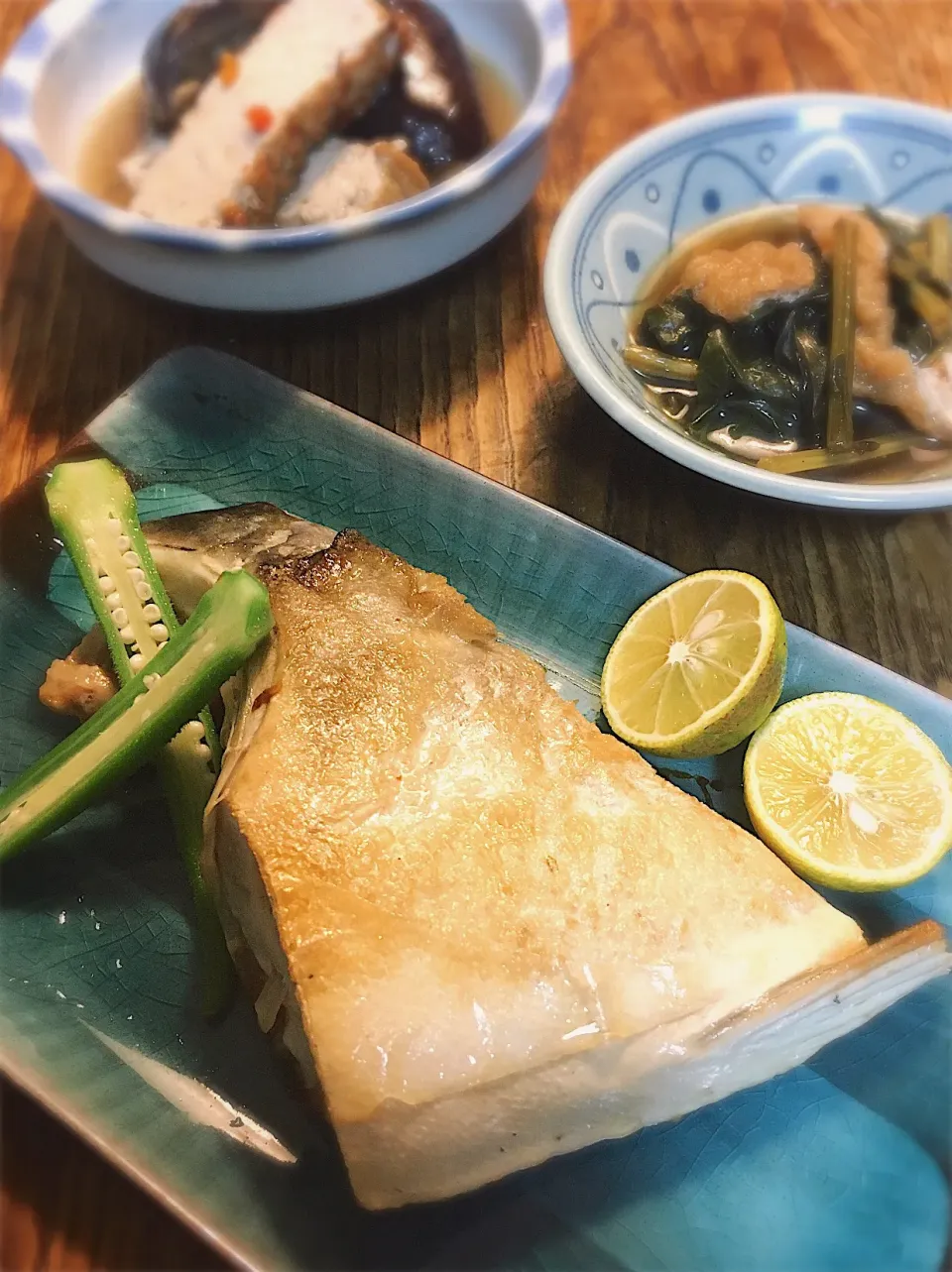 休日の夕飯
・ブリ塩焼き
・茄子と厚揚げ煮物
・蕪の葉の煮びたし|akiさん