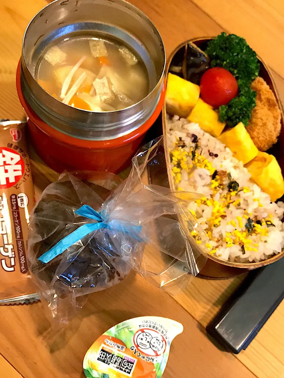 パパたろ弁当🍱

ふりかけごはん
卵焼き
塩鯖
かぼちゃのコロッケ
ブロッコリー
ミニトマト
お味噌汁

チョコマフィン|ひななぎさん