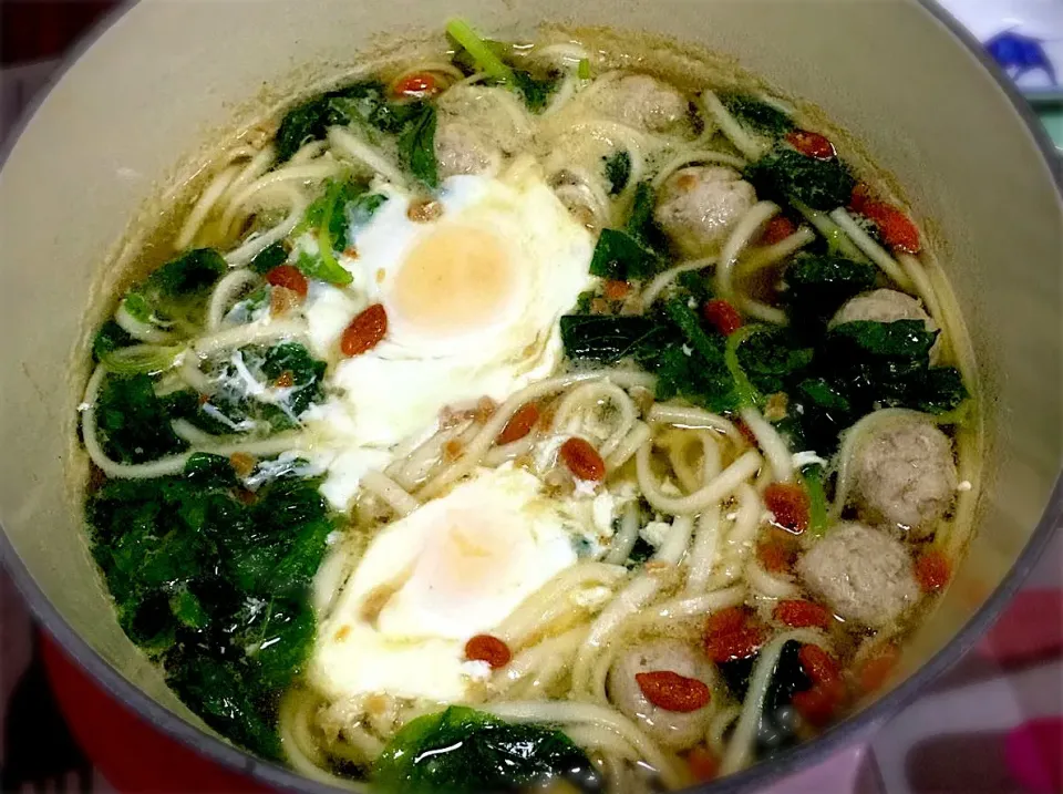 Spinach pork balls soup noodles|Anita Chiamさん