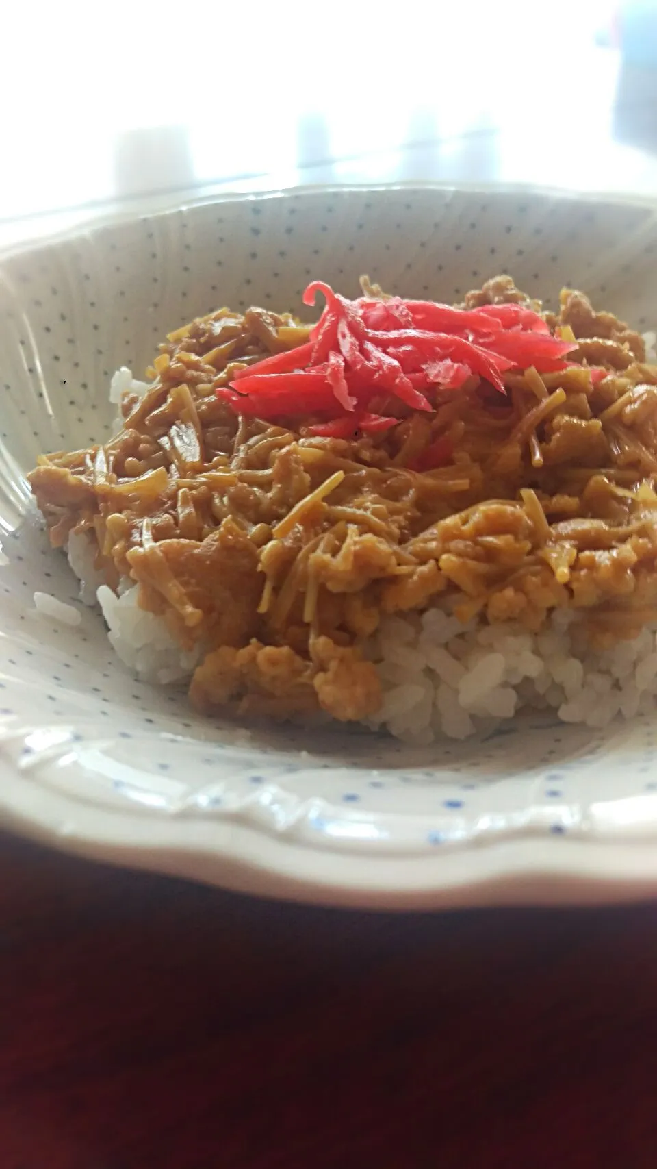 Snapdishの料理写真:チーズとろける*ヨシダソースでそぼろ丼|みかんさん