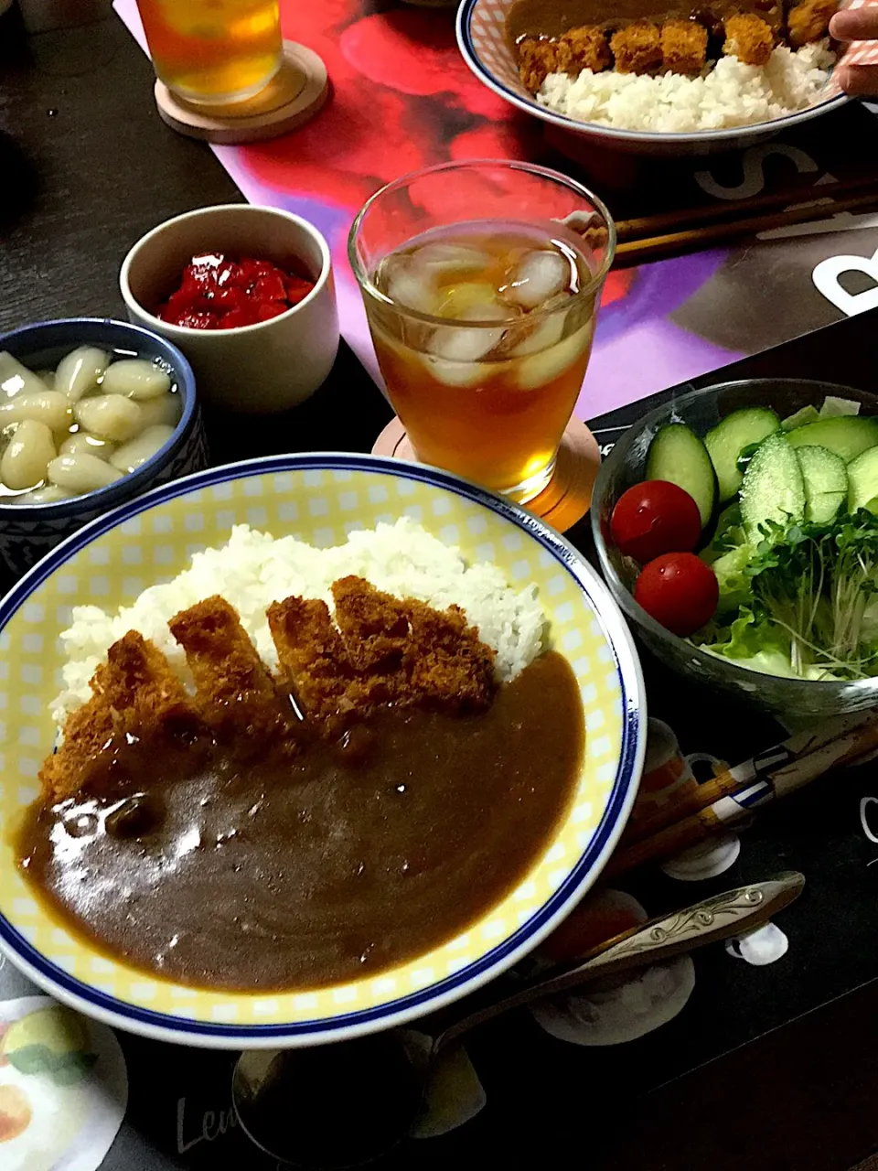 カツカレー(カレーはレトルト(^-^;))、生野菜サラダ(*^｡^*)|ライムさん