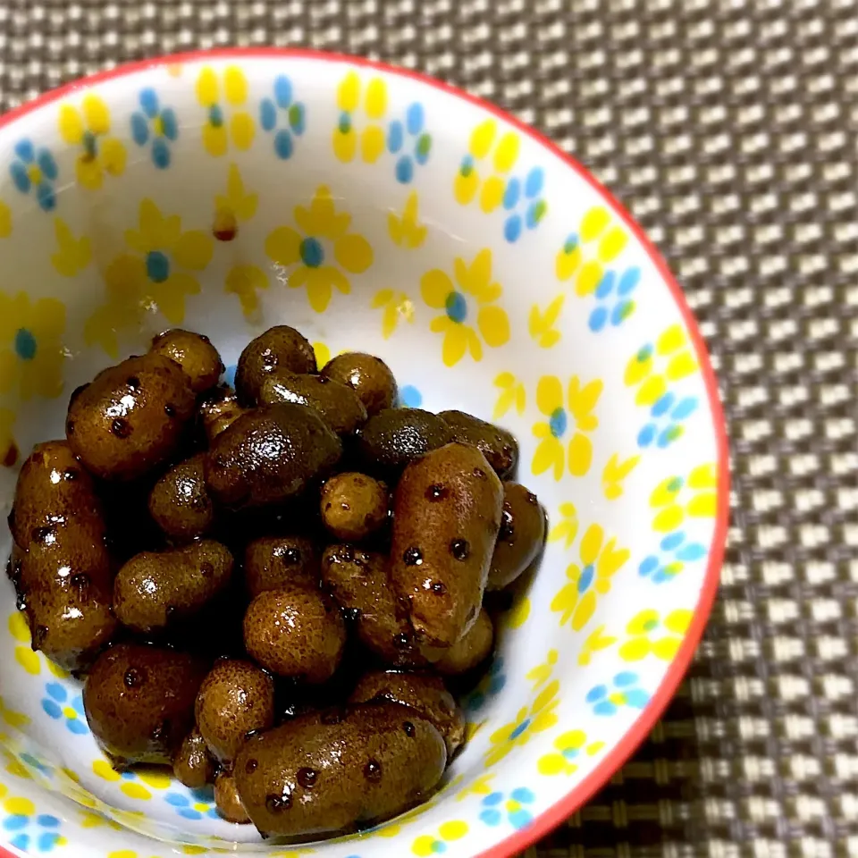 むかごの炒り煮 バター醤油|&しーさん