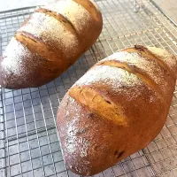 Snapdishの料理写真:古代小麦 カムート、アインコーンのパン🍞|てるりんさん