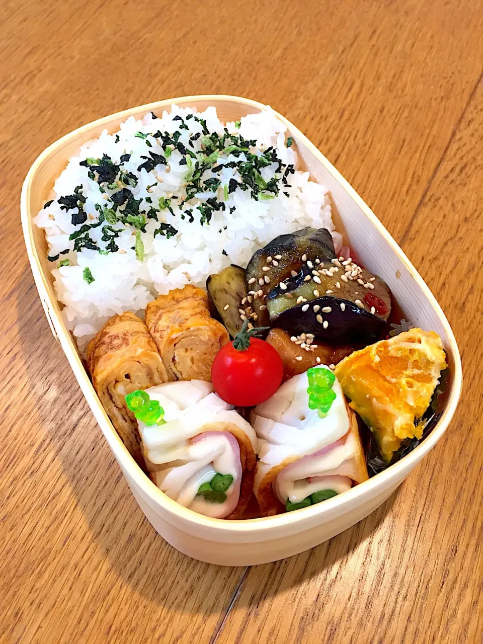 Snapdishの料理写真:高校生息子のお弁当  鶏肉と茄子の南蛮漬け|まつださんさん