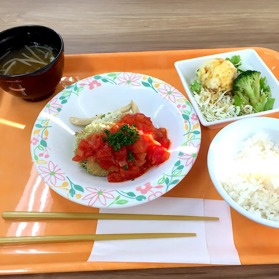 バジルポテト焼きトマト野菜ソース*\(^o^)/*野菜ばっかり😂|すかラインさん