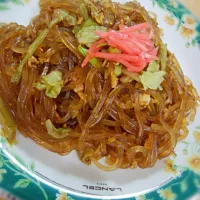 *＊生マロニーでソース焼きそば風＊*|ymk。さん