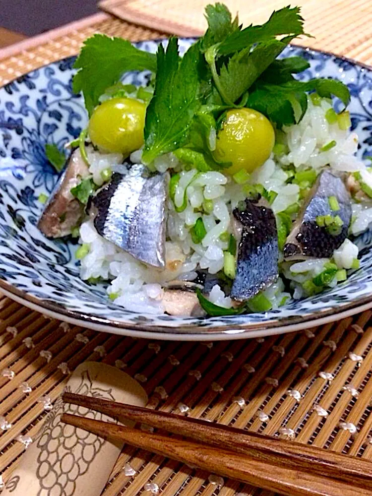 Snapdishの料理写真:秋刀魚の炊かず飯🐟                                    元漁師の現役官僚のレシピはスゴかった😳🐟🐟|🌿ぴぴさん