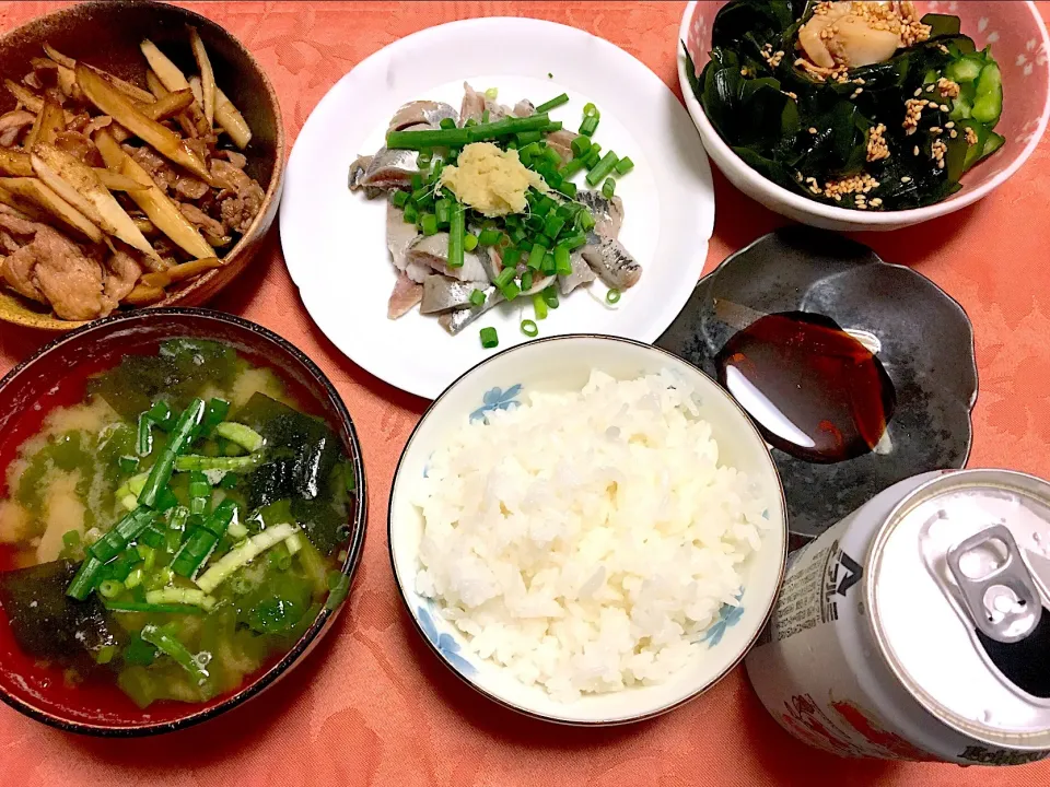 Snapdishの料理写真:きんぴらごぼう ホタテきゅうりワカメの酢の物 イワシ刺身 蕪とワカメの味噌汁|Junko Tominagaさん