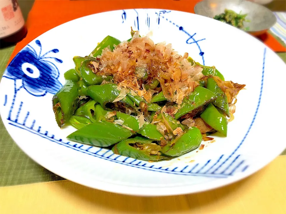 万願寺とうがらしと茗荷のバター醤油炒め|食工房 晃満（こうみ）さん