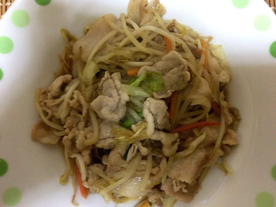 豚肉もやし炒め|ばーさんさん