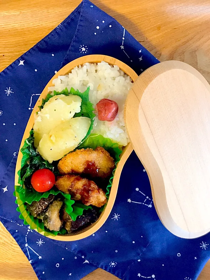 Snapdishの料理写真:🐤JC1年弁当🐤
◇トンカツ
◇味噌チーズ茄子
◇おかか法蓮草
◇塩バターじゃが焼き|ぽぽママさん