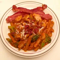 Snapdishの料理写真:Vodka Penne and Bacon 🥓 #lkhomemade|Lukkaew_Lkさん