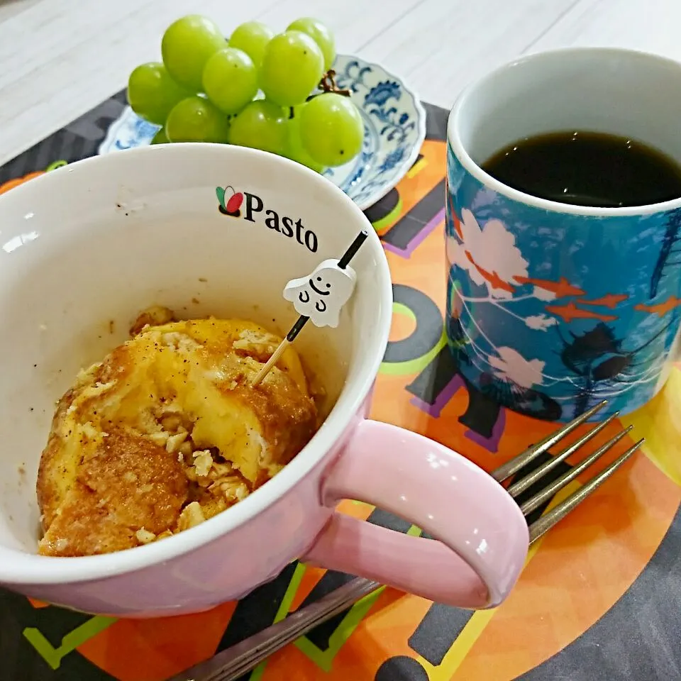 マグカップで作るフレンチトースト😋|みひゃるさん