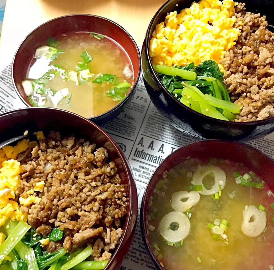 Snapdishの料理写真:三色丼ランチ🍚|eririnさん