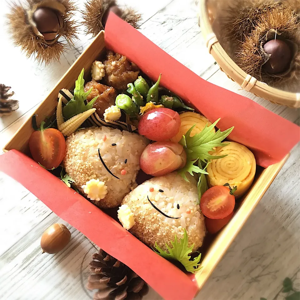 Snapdishの料理写真:ムスメ弁当

鶏そぼろごはん🌰|usakoさん