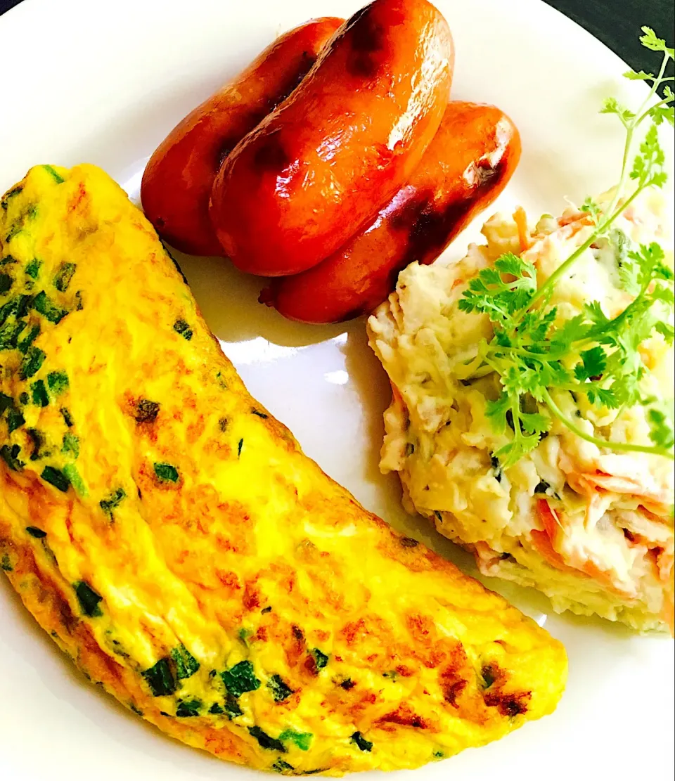 Organic potato salad , Chive omelette|Seagrapesさん