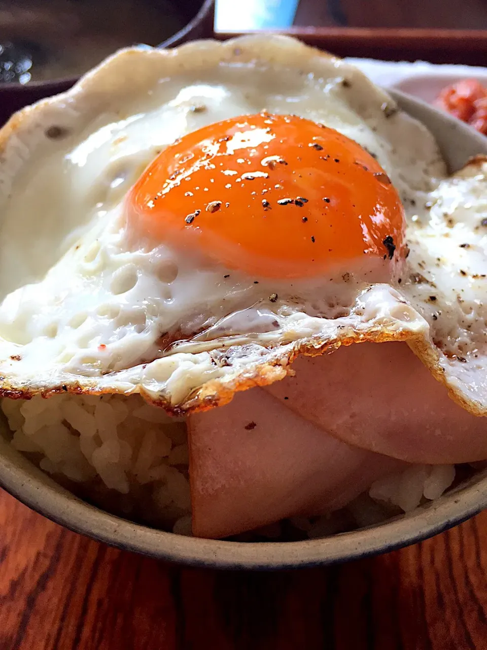 卵焼きがあまりにも美味しそうに焼けたので新米にのせた丼|山本 未亜さん