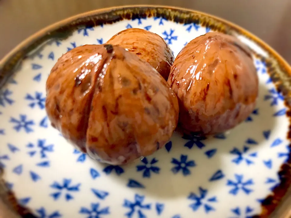 一晩置いたら、甘くて美味しい！栗の渋皮煮🌰|ゆだともさん