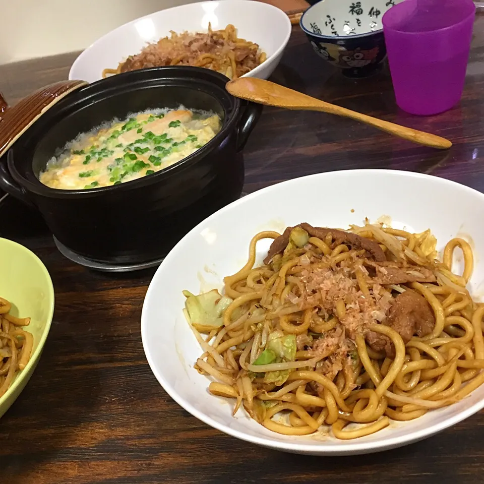 晩ごはん♬ 10月13日
#焼うどん #カニ雑炊|いしくん。（たまご王子🥚🐣🐥🐔）さん