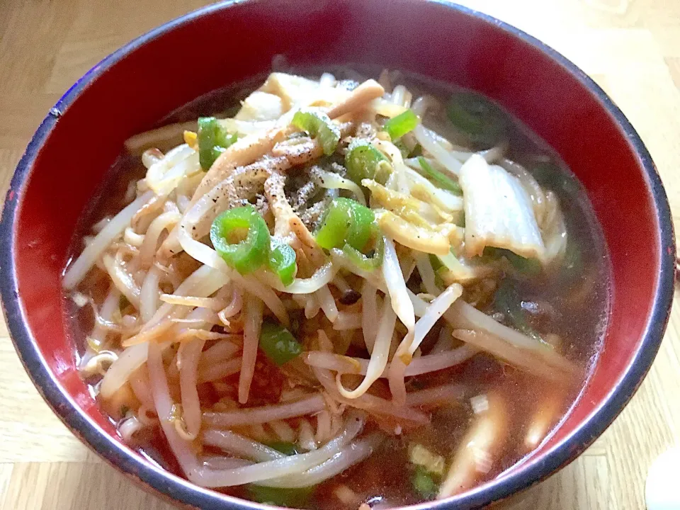 Snapdishの料理写真:サッポロ一番正油ラーメンで野菜あんかけ🍜|Tarou  Masayukiさん