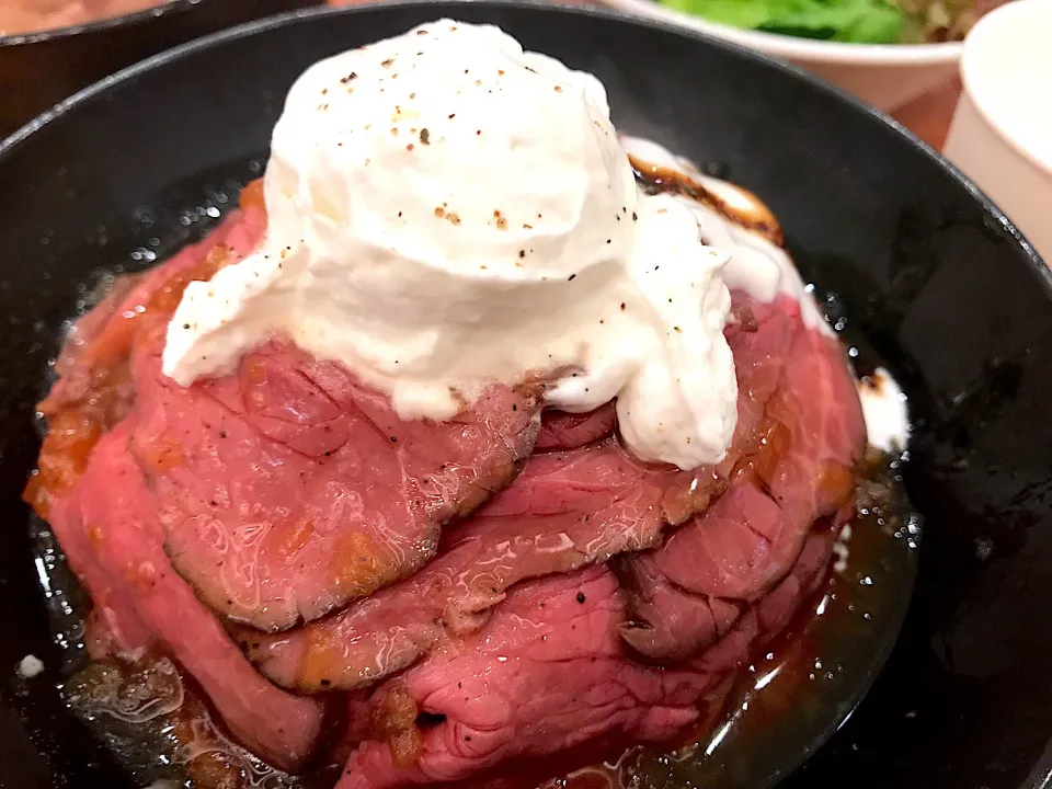 Roast beef with Parmesan cheese sauce|Babyluv Cabrera Ocampoさん