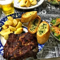 Pork spear ribs bbq and garlic bread|kelly ighiriaroさん