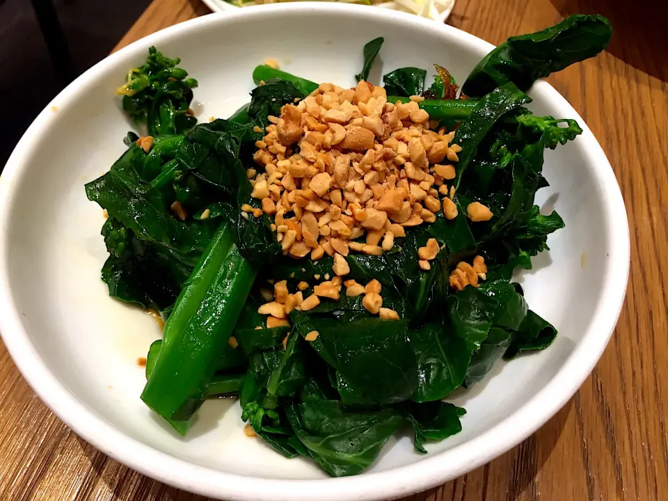 Snapdishの料理写真:Tossed Chinese kale with sweet dried shrimps & crushed peanuts|Sky Blueさん