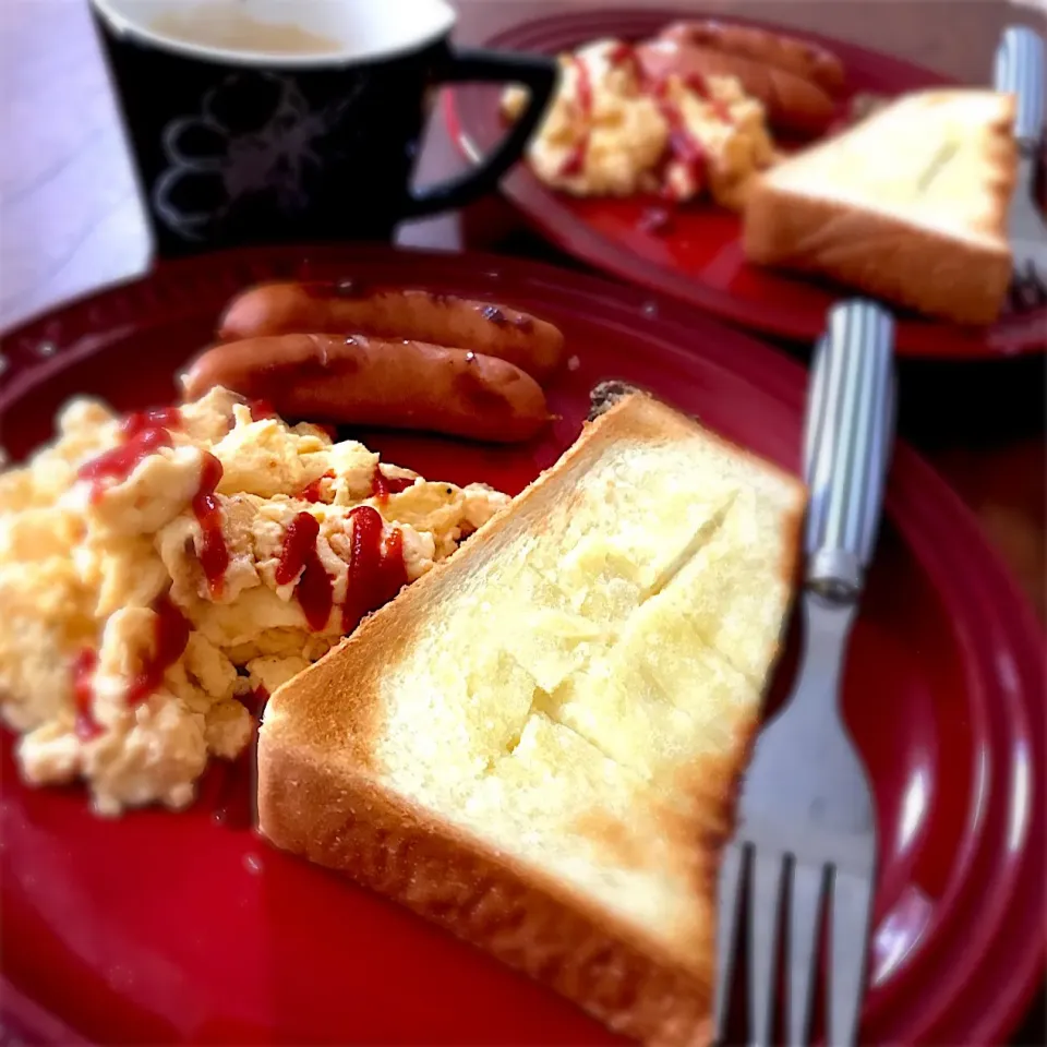 モーニングコーヒーと朝ご飯☕️🥓😊|ららさん