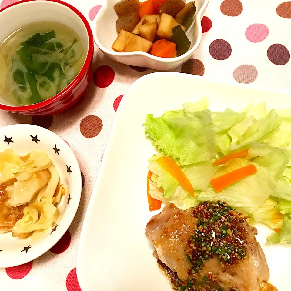 鶏肉のバジルソース♡キャベツのなめたけ和え♡五目煮♡中華スープ♡|まゆかさん