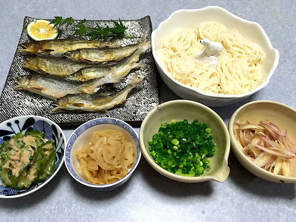 鮎、素麺、ゴーヤの酢の物、レンコンきんぴら|Orie Uekiさん