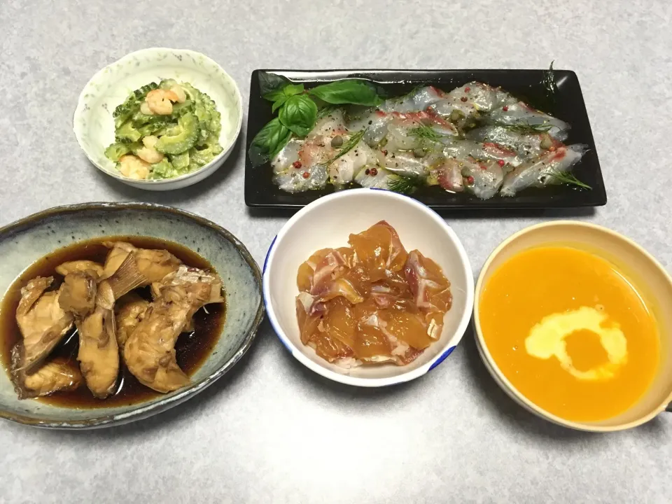 バターナッツかぼちゃのスープ、カルパッチョ、ヅケ丼、煮魚、ゴーヤとエビのマヨサラダ|Orie Uekiさん