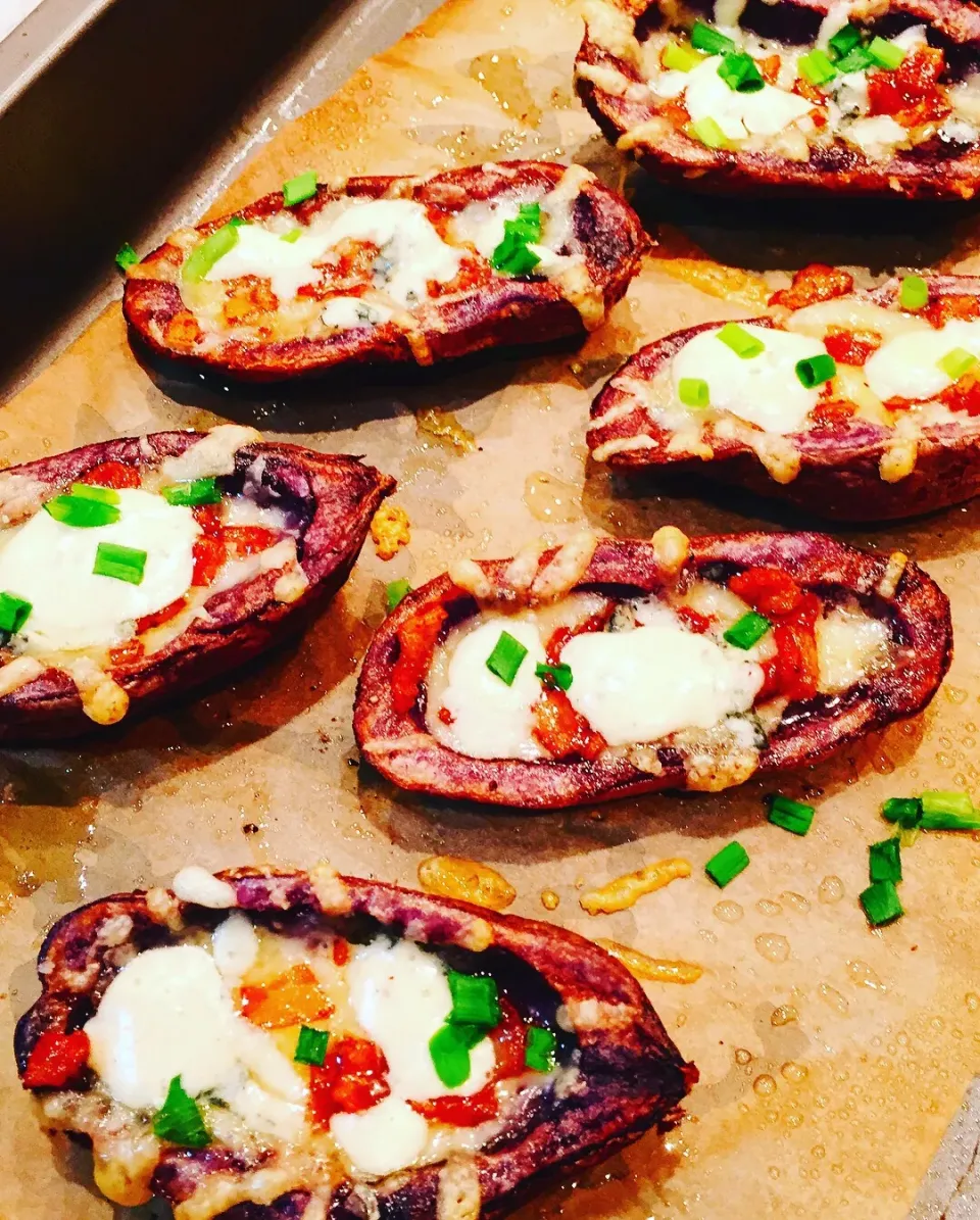 Potato skins 

#じゃがいも #シャドークイーン #ポテトスキン #potatoskins|hipboaさん