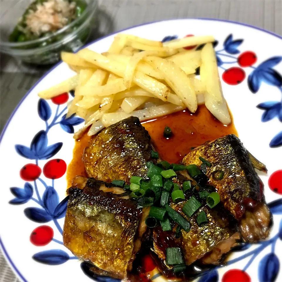 秋刀魚のピリ辛揚げ焼き
ジャガイモのシャキシャキ炒め
タモリさんのピーマン焼き浸し|たまさん