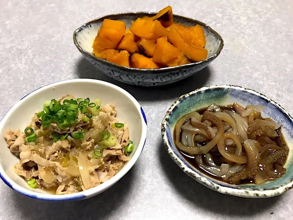 豚丼、かぼちゃの煮付け、イカの沖漬け|Orie Uekiさん