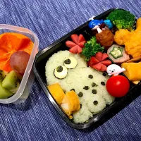 秋の遠足弁当❤︎
今回はスプラトゥーン。。
雨で中止やけどその分お弁当は楽しんでと母心😍|yukaさん