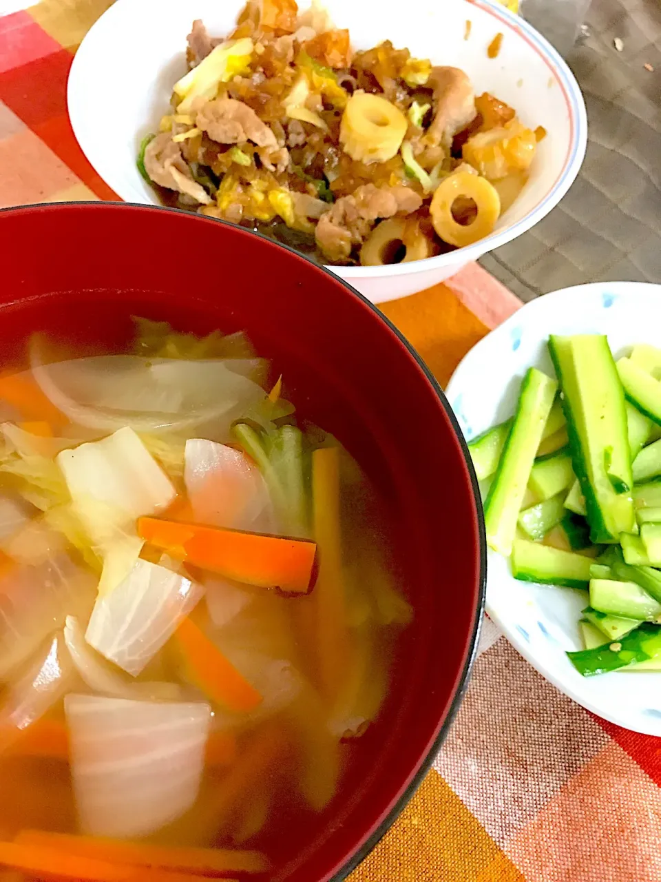 野菜スープ
宮のタレ風ソース豚肉
中華風きゅうり|さきさん