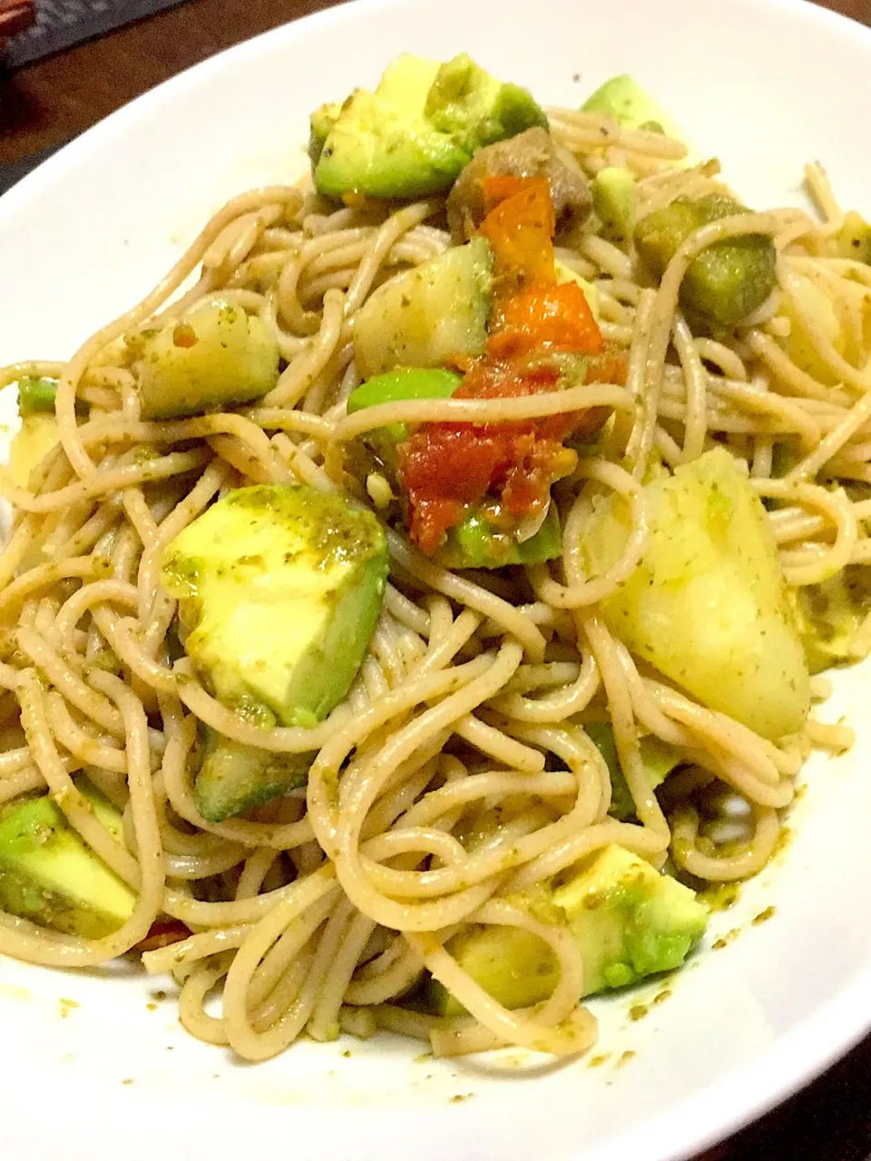 食物繊維入りパスタで作ったアボガドとジャガイモのジェノベーゼ🥑|ま〜てぃんさん